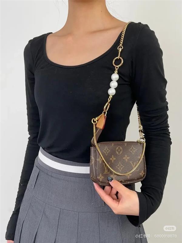 2026124142626540 580